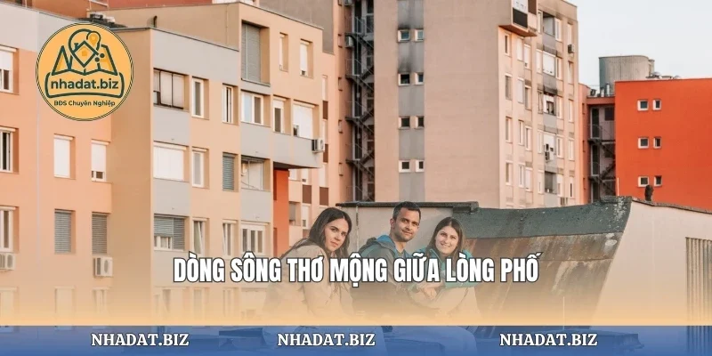 Dòng sông thơ mộng giữa lòng phố